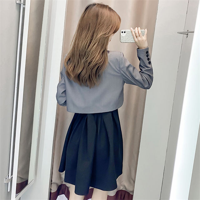 Autumn Fashion Short Jacket With Flouncing Tank A-Line Dress Autumn Fashion Short Jacket with Flouncing Tank A-line Dress 5