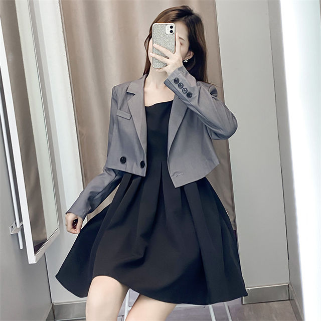 Autumn Fashion Short Jacket With Flouncing Tank A-Line Dress3 Autumn Fashion Short Jacket with Flouncing Tank A-line Dress 3