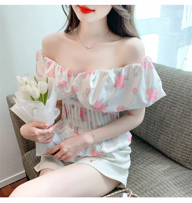 Charming Korea Boat Neck Flowers Pleated Slim Blouse3 Charming Korea Boat Neck Flowers Pleated Slim Blouse 3