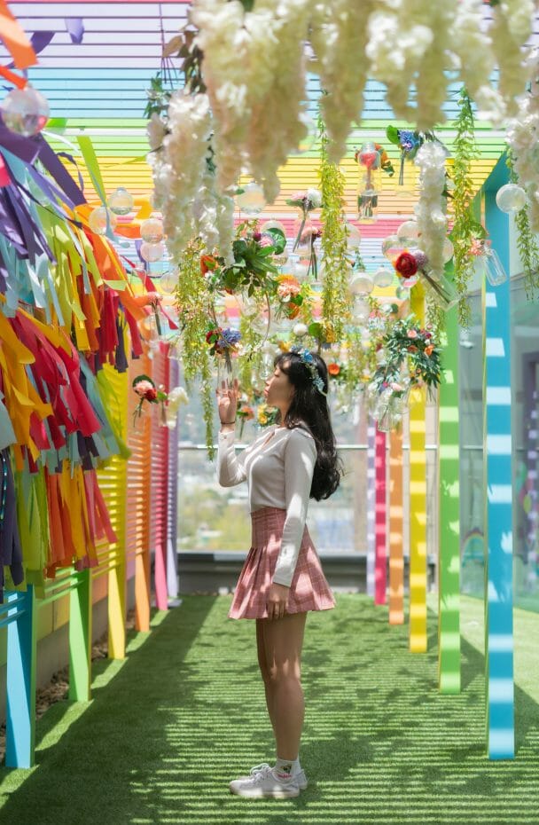 Cute Korean Outfits - 10 You Need To Try! 30 Color-Pool-Museum-Outdoor-Garden