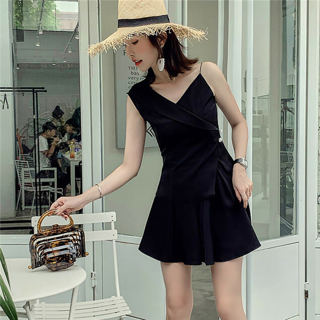 Fashion Korea V-Neck Straps Flouncing Two Pieces Dress3 Fashion Korea V-neck Straps Flouncing Two Pieces Dress 3
