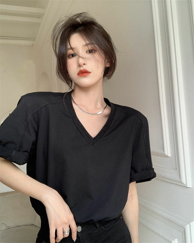 Fashion Lady 2 Colors V-Neck Oversize Cotton T-Shirts2 Fashion Lady 2 Colors V-neck Oversize Cotton T-shirts 5