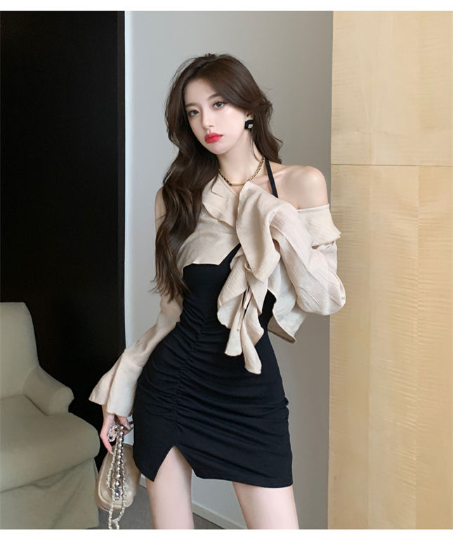 Flouncing Flare Sleeve Blouse With Straps Pleated Skinny Dress2 Flouncing Flare Sleeve Blouse with Straps Pleated Skinny Dress 5