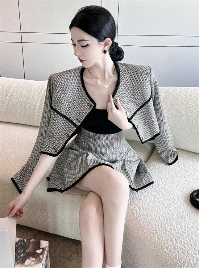 Grace Women Single-Breasted Plaids Short Coat With Pleated Skirt2 Grace Women Single-breasted Plaids Short Coat with Pleated Skirt 4