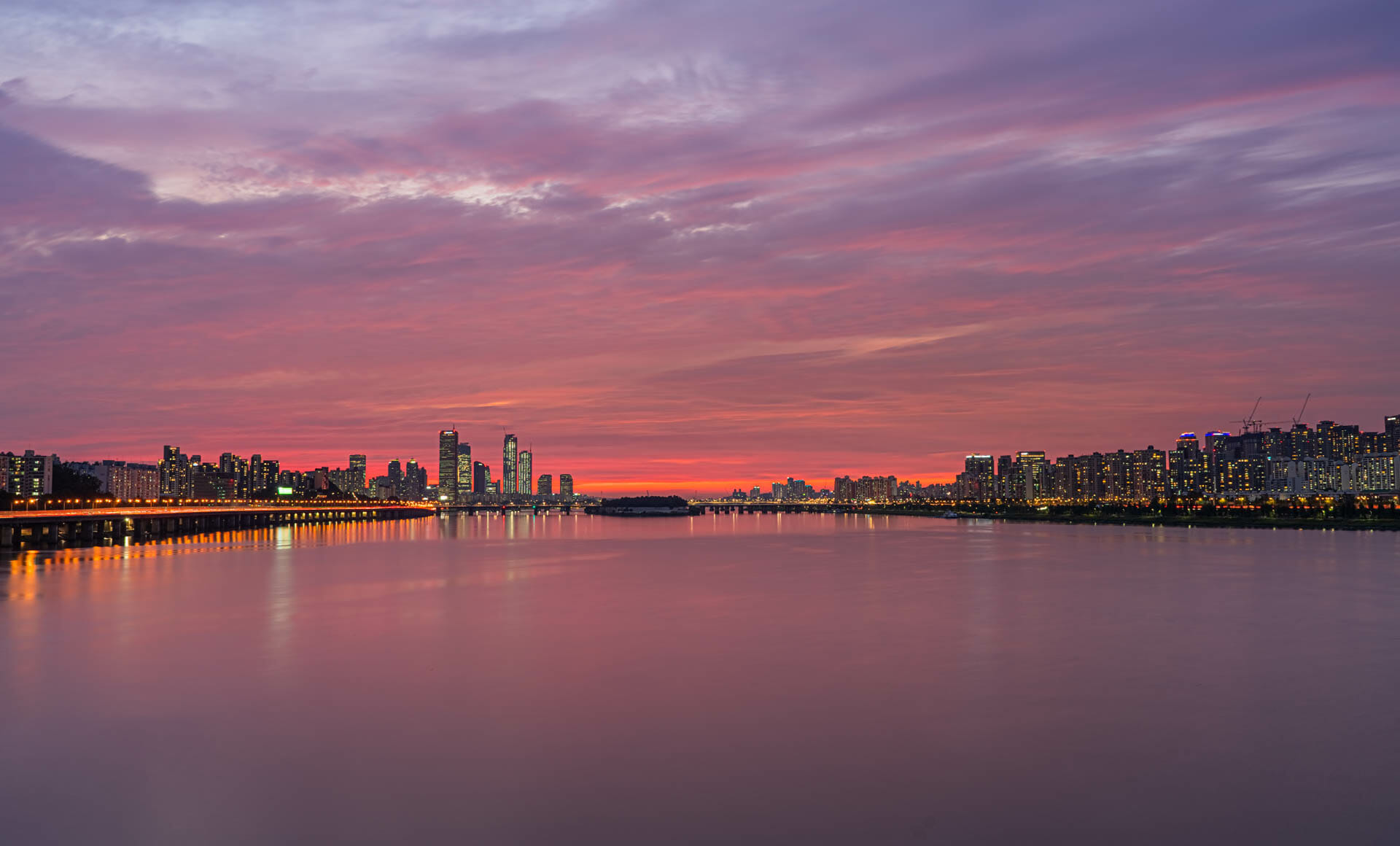 9 Things Everyone Should Do In Seoul 3 Han River Dongjak View