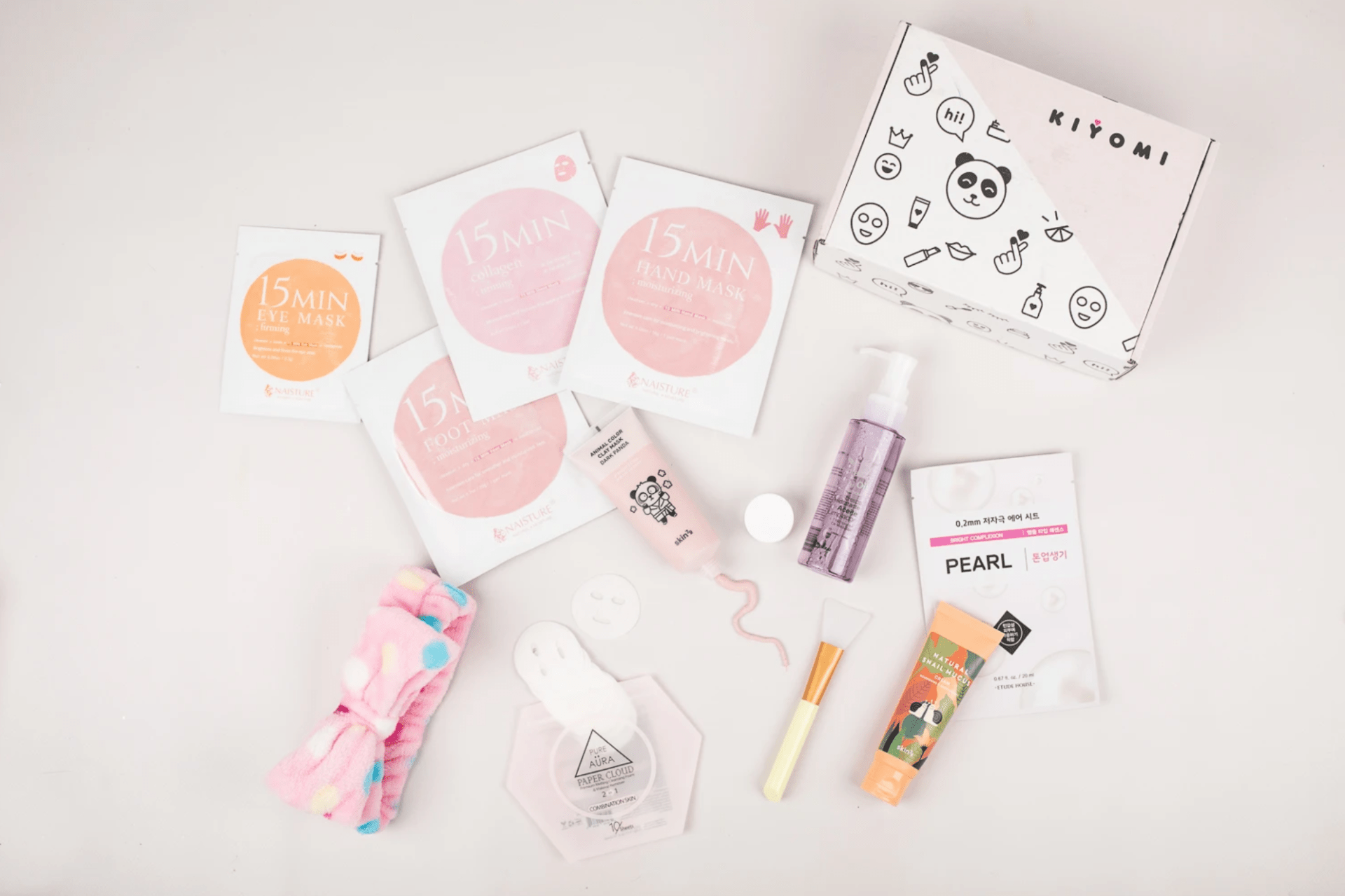 Korean Beauty Boxes - 11 Best K-Beauty Subscription Boxes 10 Korean Beauty Boxes - 11 Best K-Beauty Subscription Boxes 8