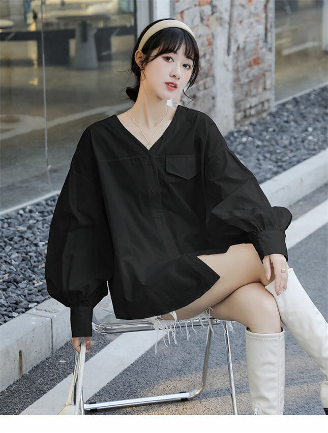 Korea 2 Colors V-Neck Puff Sleeve Loosen Blouse2 Korea 2 Colors V-neck Puff Sleeve Loosen Blouse 5