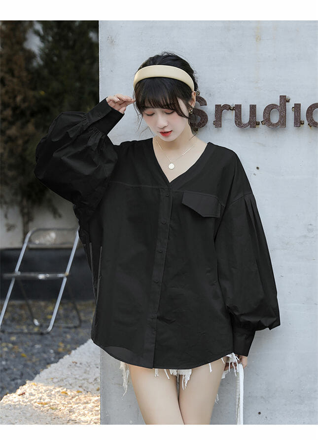 Korea 2 Colors V-Neck Puff Sleeve Loosen Blouse3 Korea 2 Colors V-neck Puff Sleeve Loosen Blouse 4