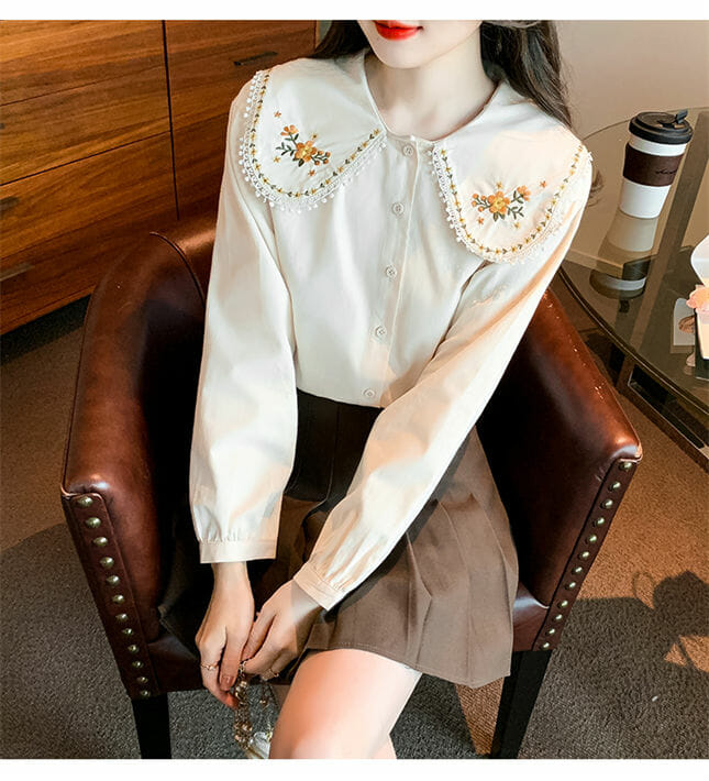 Korea Flowers Embroidery Doll Collar Blouse Korea Flowers Embroidery Doll Collar Blouse 5