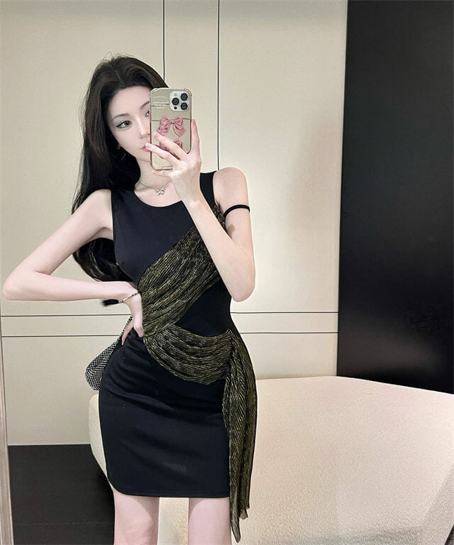 Korea Round Neck Splicing Slim Tank Dress3 Korea Round Neck Splicing Slim Tank Dress 2