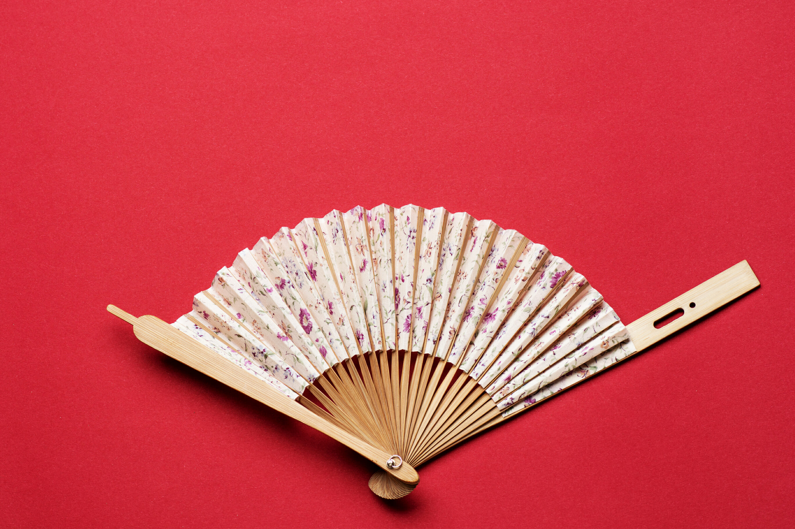 33 Best Korean Gifts - Unique Korean Souvenirs For Friends And Family 17 33 Best Korean Gifts - Unique Korean Souvenirs for Friends and Family 16