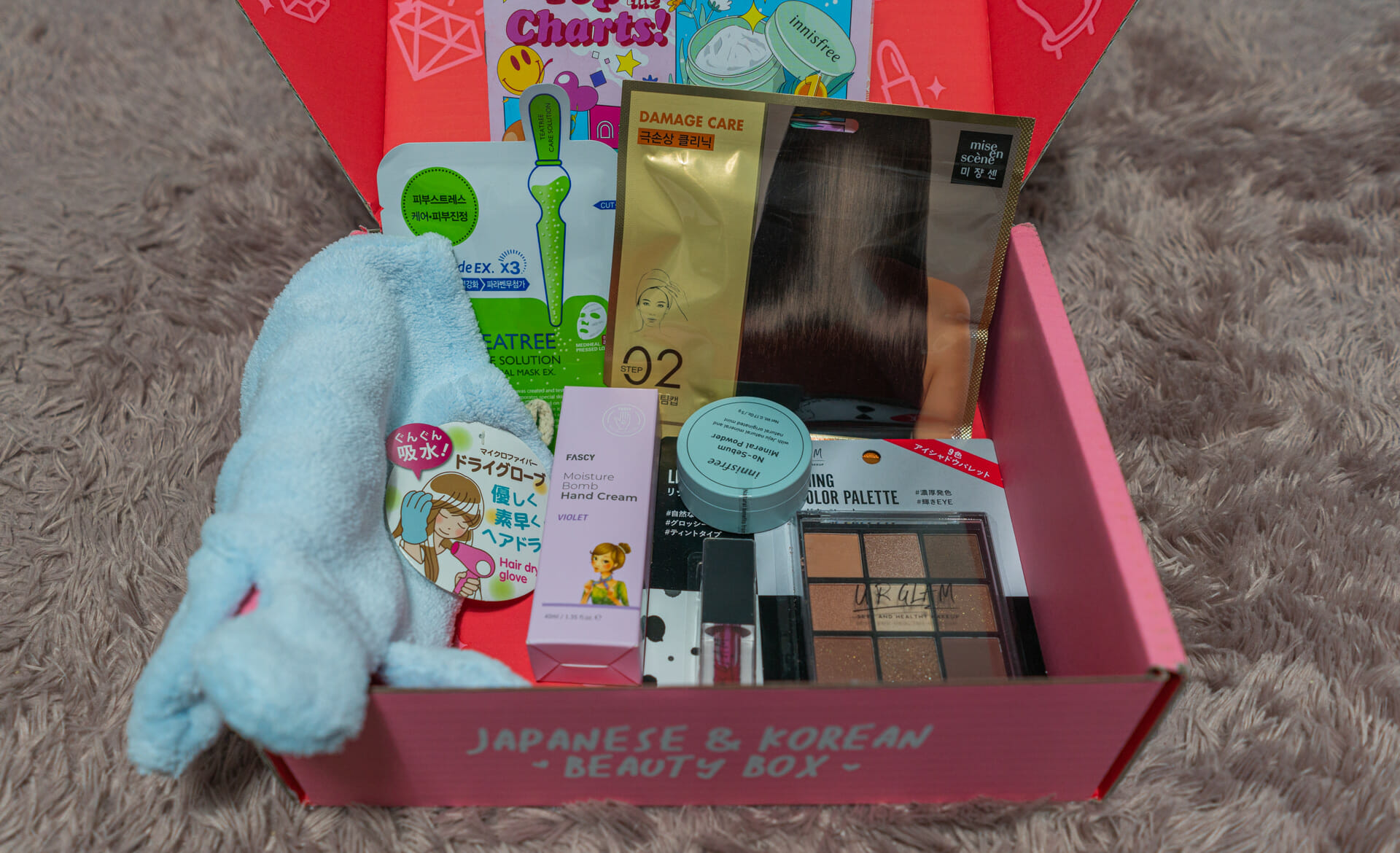 Korean Beauty Boxes - 11 Best K-Beauty Subscription Boxes 3 Contents of the Nomakenolife Japanese/Korean Beauty Box