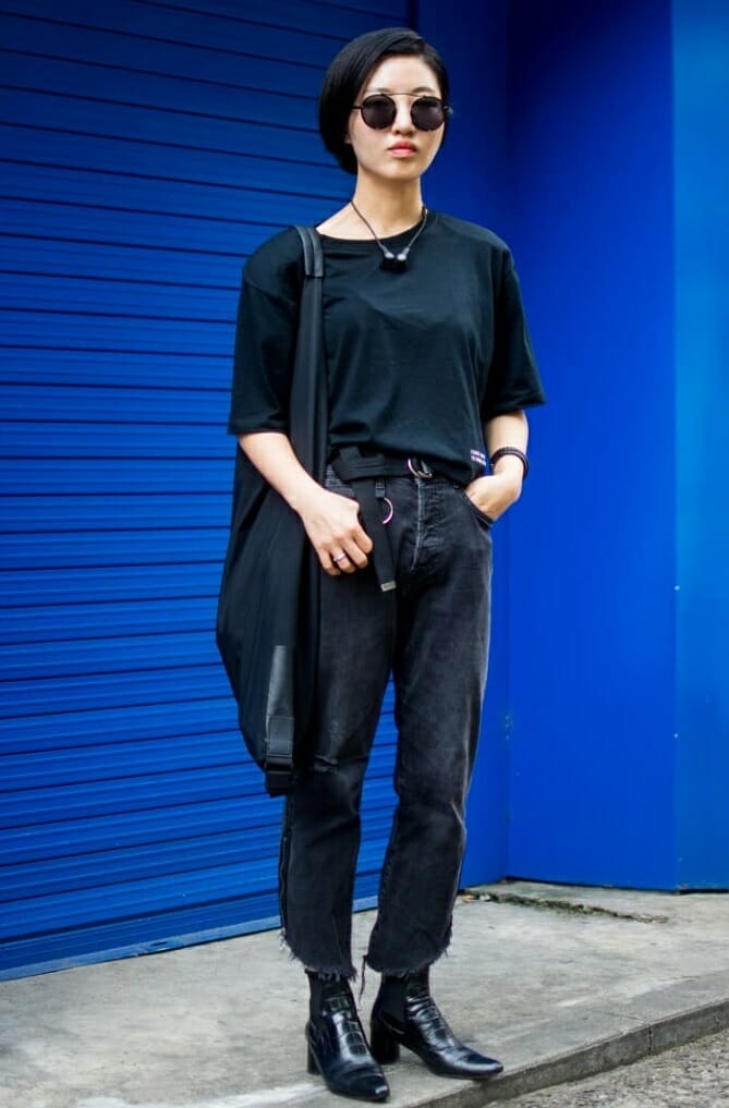 Korean Streetwear - 18 Hottest Korean Street Fashion Trends To Try In 2023 27 Korean Streetwear - 18 Hottest Korean Street Fashion Trends to Try in 2023 25