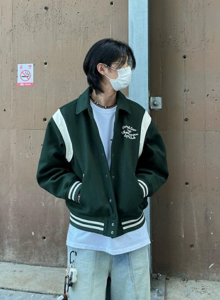 Korean Streetwear - 18 Hottest Korean Street Fashion Trends To Try In 2023 19 Korean Streetwear - 18 Hottest Korean Street Fashion Trends to Try in 2023 17