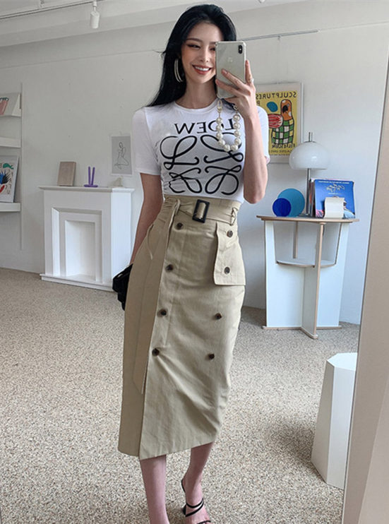 Letters Cotton T-Shirt With Double-Breasted Slim Skirt6 Letters Cotton T-shirt with Double-breasted Slim Skirt 1