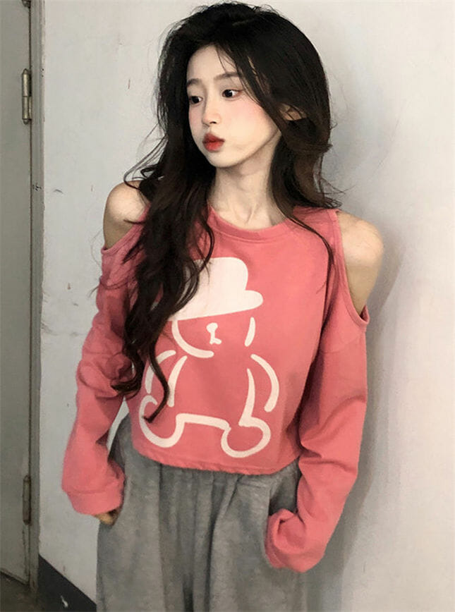 Lovely 2 Colors Off Shoulder Bear Printing T-Shirt6 Lovely 2 Colors Off Shoulder Bear Printing T-shirt 1