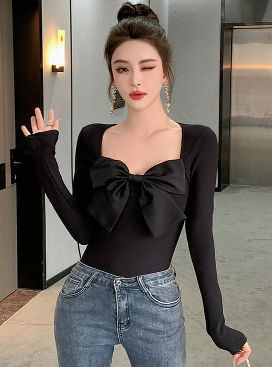 Lovely Bowknot Square Collar Long Sleeve Blouse5 Lovely Bowknot Square Collar Long Sleeve Blouse 1