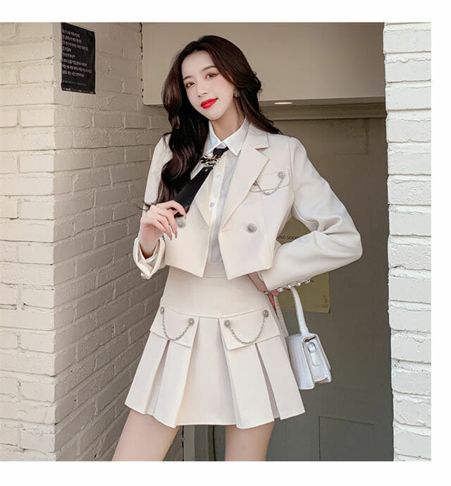 Modern Lady 2 Colors Tailored Collar Jacket With Pleated Skirt3 Modern Lady 2 Colors Tailored Collar Jacket with Pleated Skirt 3