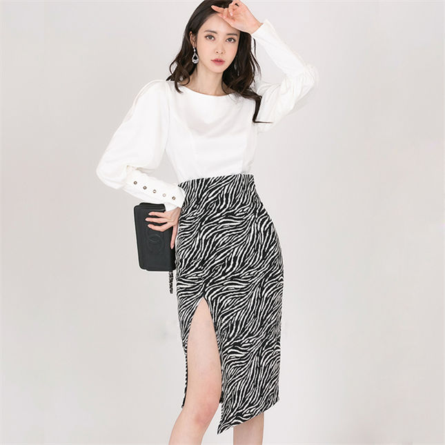 Modern Lady Puff Sleeve Blouse With Zebra Stripes Midi Skirt3 Modern Lady Puff Sleeve Blouse with Zebra Stripes Midi Skirt 1