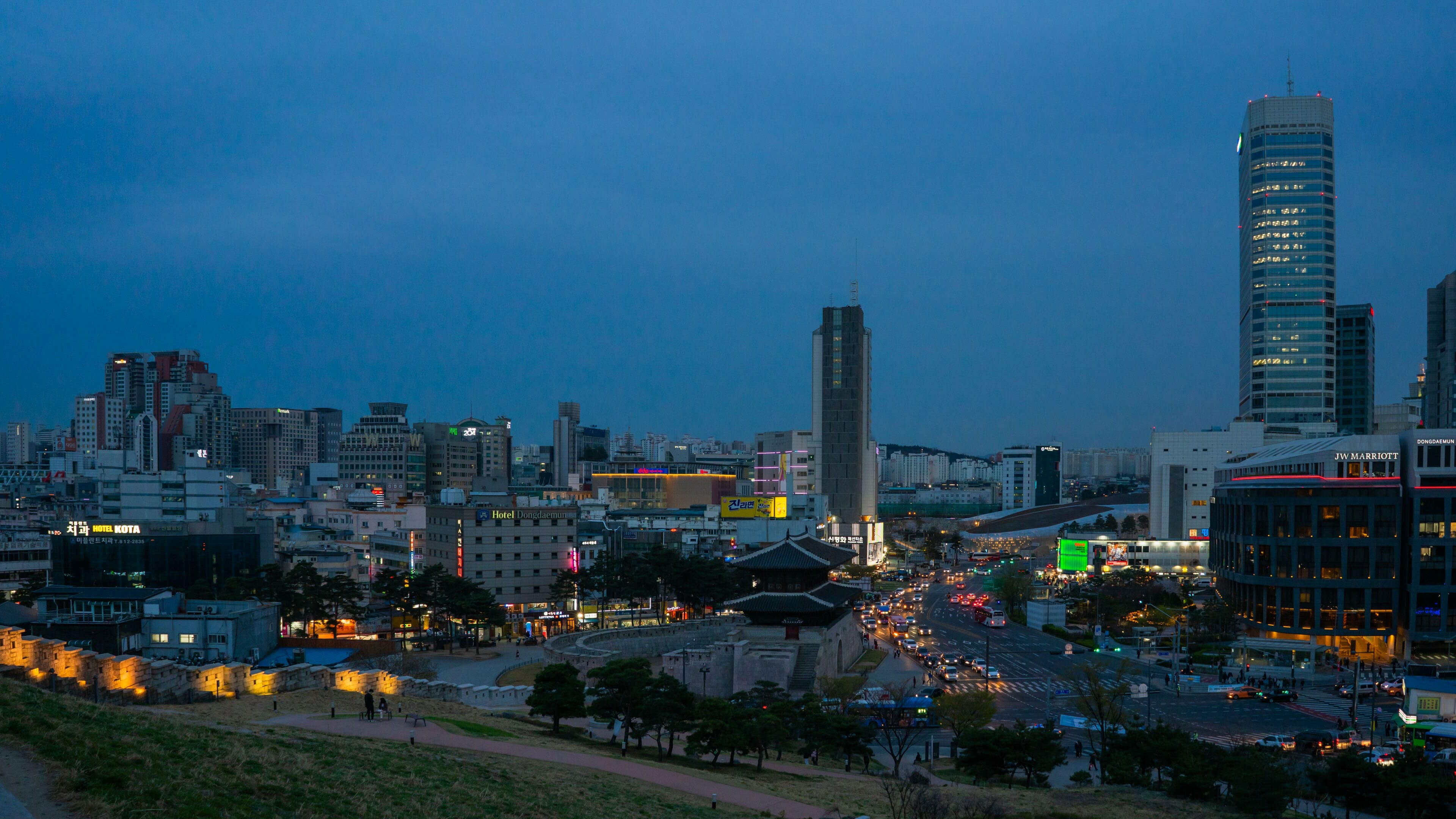 Seoul At Night - Best Views, Activities, Areas And More 12 Seoul at Night - Best Views, Activities, Areas and More 10