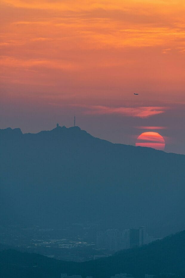 Seoul Sunsets - 22 Best Places To See The Sunset In Seoul 20 Seoul Sunsets - 22 Best Places to See the Sunset in Seoul 15