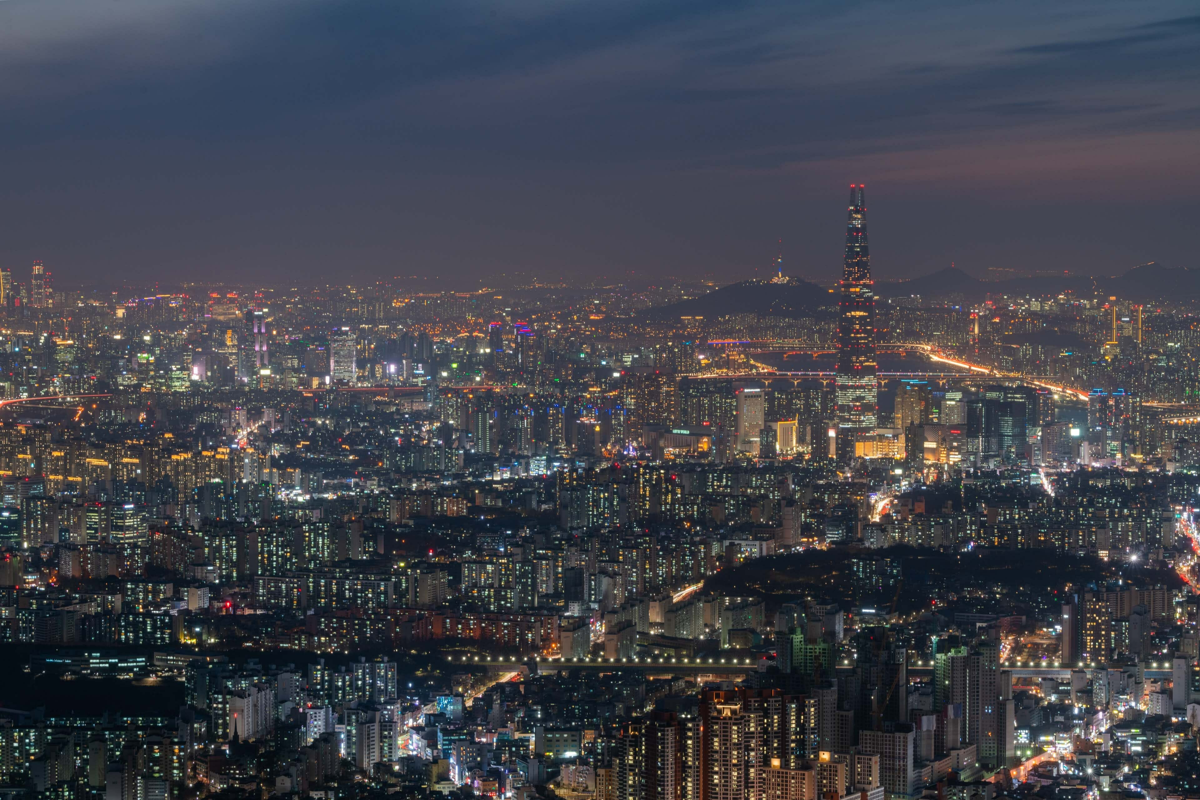 Seoul At Night - Best Views, Activities, Areas And More 14 Seoul at Night - Best Views, Activities, Areas and More 12