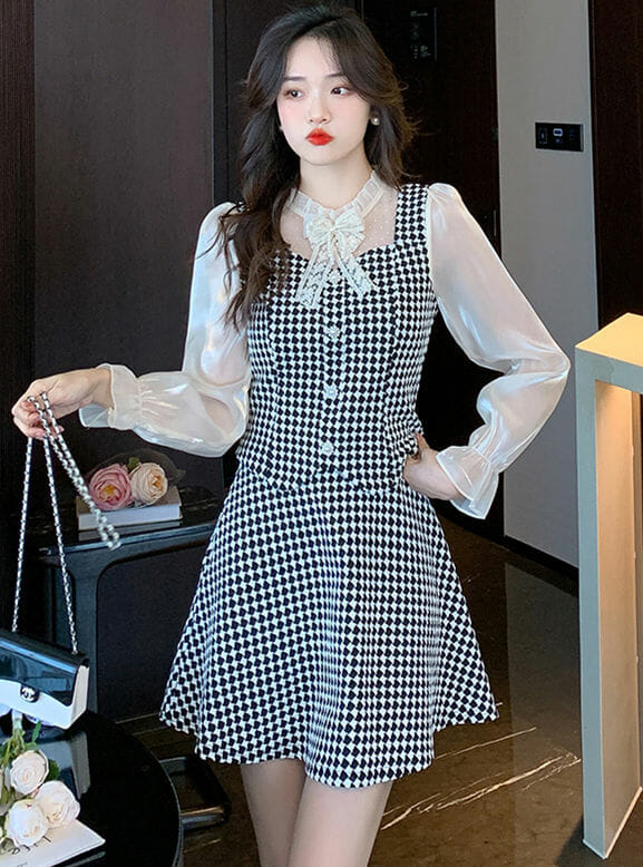 Pretty Fashion Bowknot Puff Sleeve Tops With Plaids Skirt5 Pretty Fashion Bowknot Puff Sleeve Tops with Plaids Skirt 1
