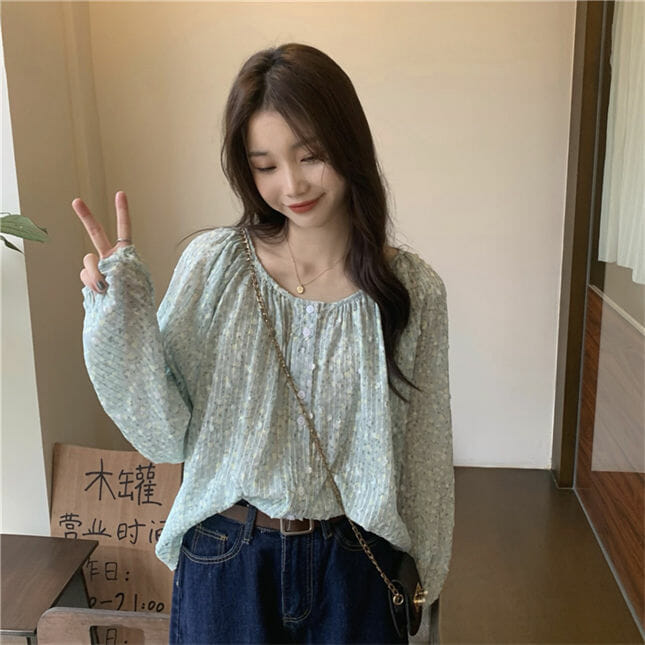 Pretty Fashion Round Neck Flowers Puff Sleeve Chiffon Blouse2 Pretty Fashion Round Neck Flowers Puff Sleeve Chiffon Blouse 4