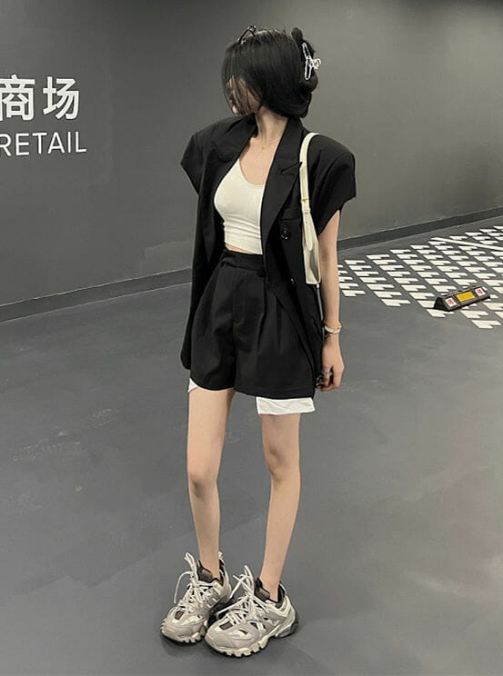 Retro Fashion Tailored Collar Long Coat With Casual Short Pants Retro Fashion Tailored Collar Long Coat with Casual Short Pants 6