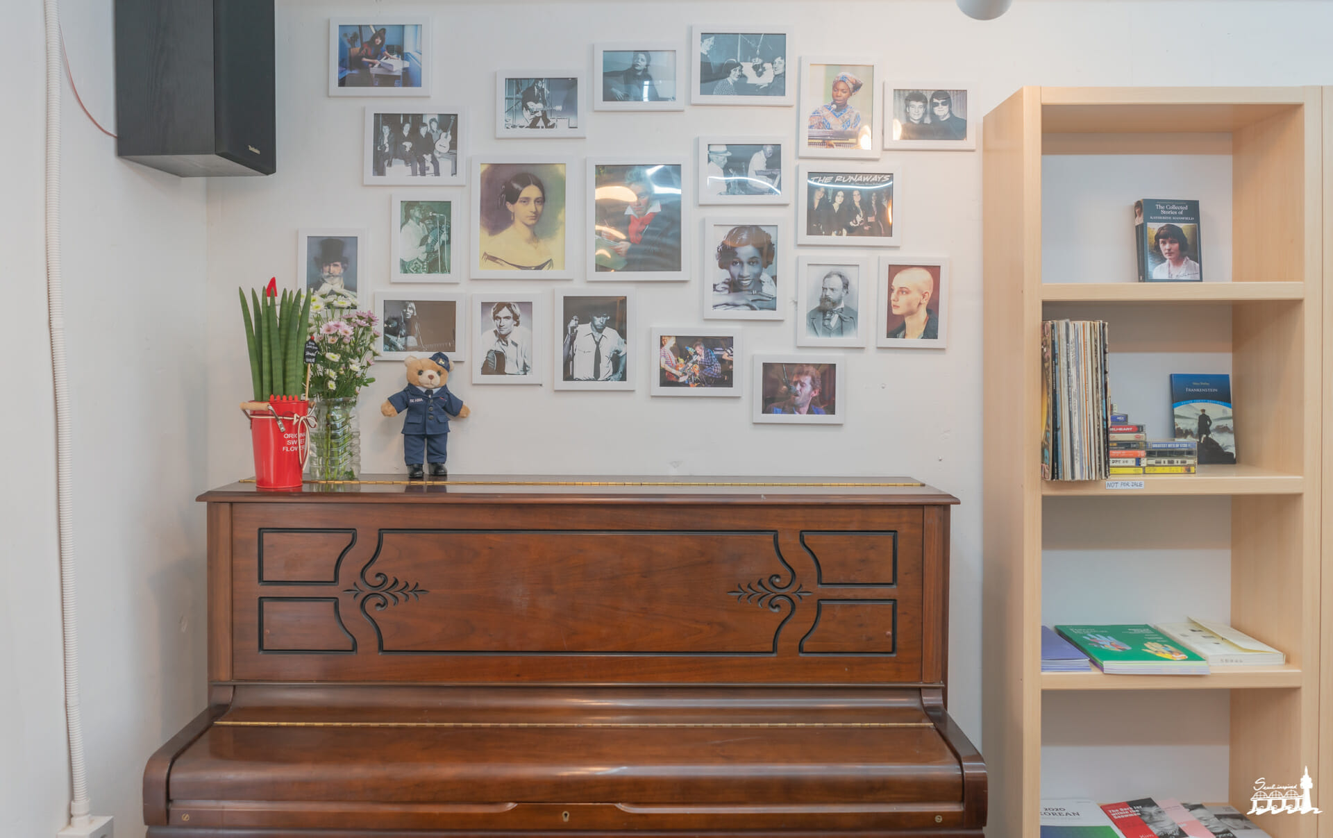 Sehwa'S English Bookstore In Seoul, Secondhand Books &Amp; New! 9 Sehwa's English Bookstore in Seoul, Secondhand Books & New! 8