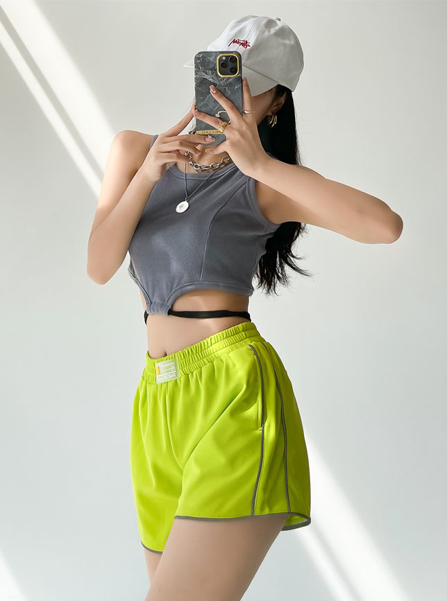 Sports Wear Short Camisole With Elastic Waist Hot Pants2 Sports Wear Short Camisole with Elastic Waist Hot Pants 3