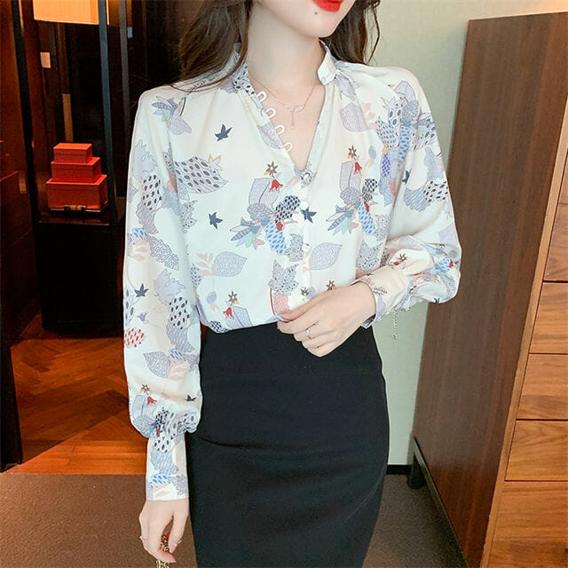 Spring Buttons V-Neck Flowers Long Sleeve Blouse3 Spring Buttons V-neck Flowers Long Sleeve Blouse 3
