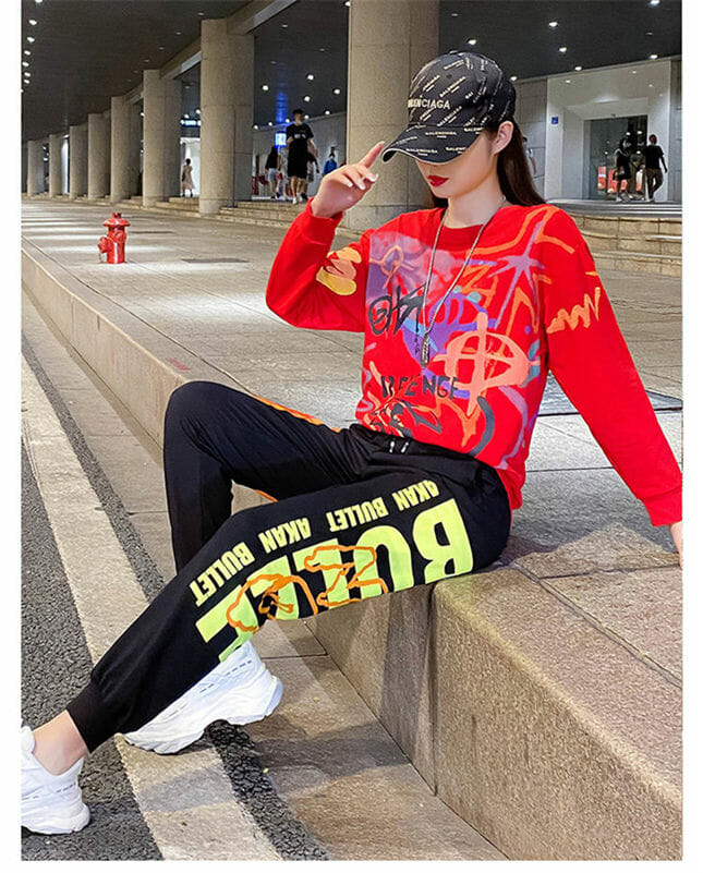 Street Fashion 3 Colors Scrawls Tops With Casual Long Pants3 Street Fashion 3 Colors Scrawls Tops with Casual Long Pants 4