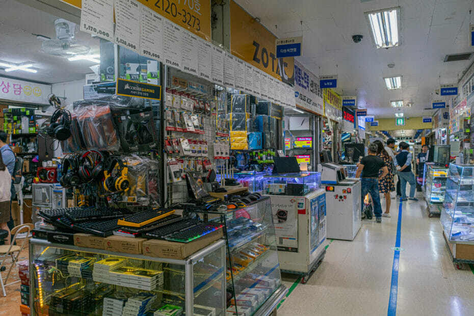 Yongsan Electronics Market - What You Need To Know 2 Yongsan Electronics Market - What You Need to Know 1
